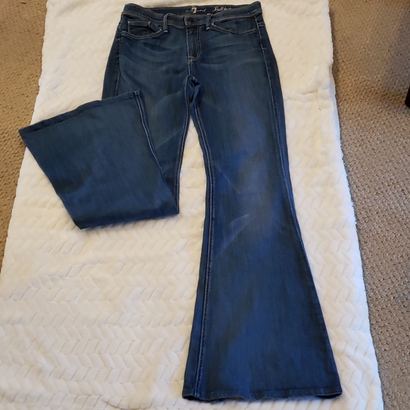 7 For All Mankind Denim - Bellbottom jeans 🦄